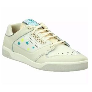 NWT Adidas Slamcourt Size 7 Cream